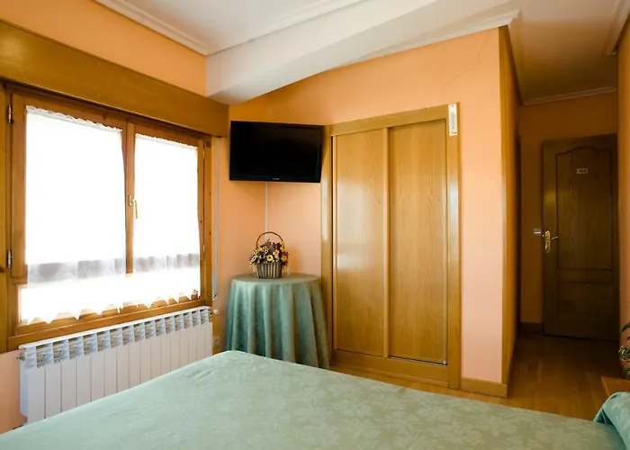 Domingo Кинтанар-де-ла-Сьерра